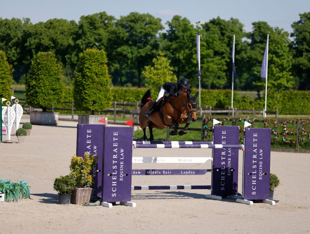 Leading French equine lawyers advising French and international clients on equine law, transactions, litigation and disciplinary proceedings.