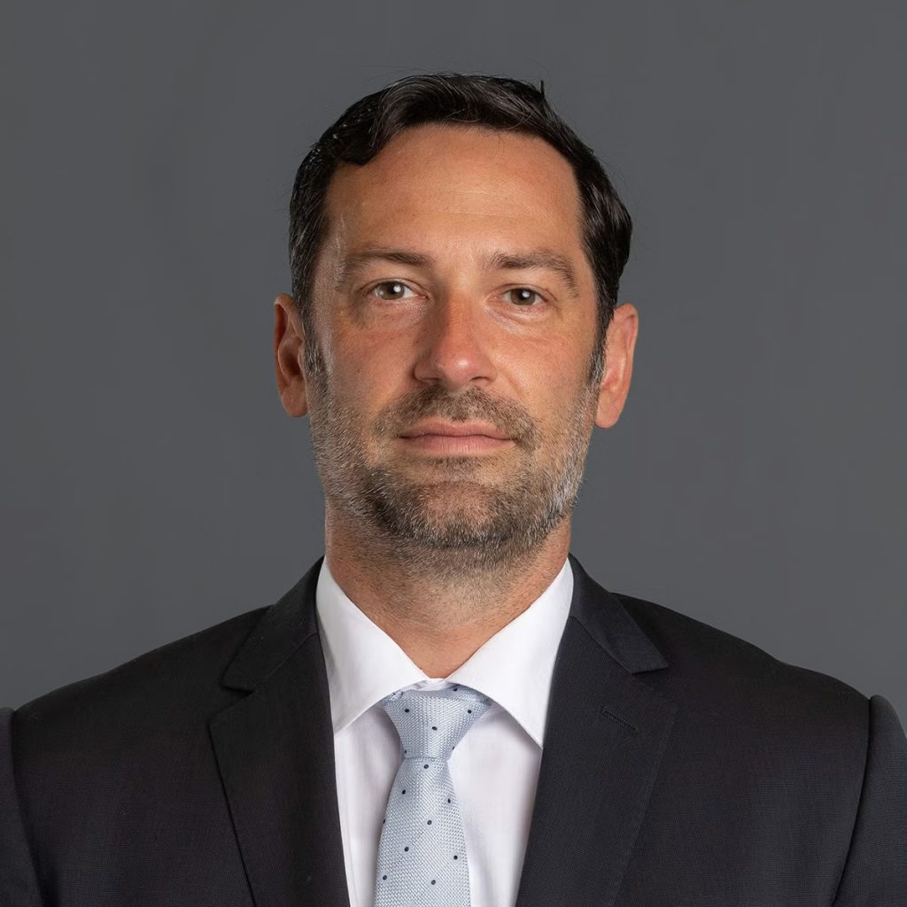 Dr. Zachary R. Calo